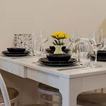 1br Nomad-friendly 15mins Walk To Centre With Designated Workspace Варна