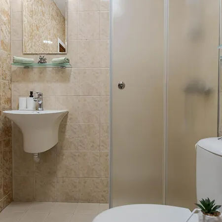 1br Nomad-friendly 15mins Walk To Centre With Designated Workspace Апартаменты