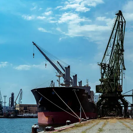 1br 8 Mins To With Designated Workspace Lejlighed *