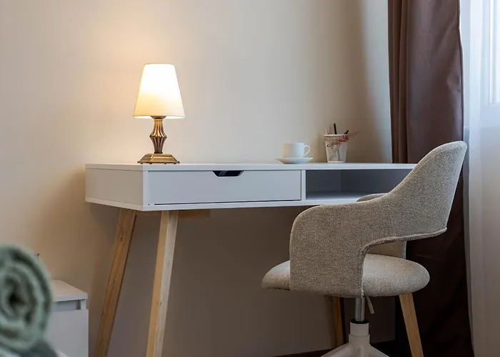 アパート 1br Nomad-friendly 15mins Walk To Centre With Designated Workspace *