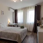 1br Nomad-friendly 15mins Walk To Centre With Designated Workspace Apartament Varna