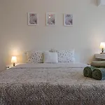 1br Nomad-friendly 15mins Walk To Centre With Designated Workspace Apartament *