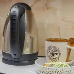 1br Nomad-friendly 15mins Walk To Centre With Designated Workspace *