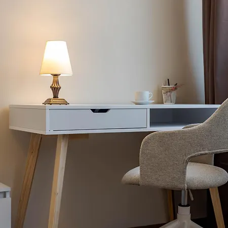Appartement 1br Nomad-friendly 15mins Walk To Centre With Designated Workspace *