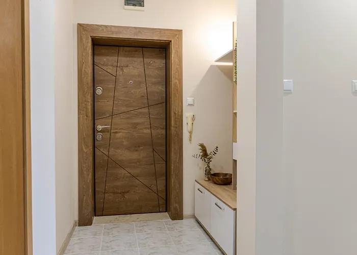 1br Nomad-friendly 15mins Walk To Centre With Designated Workspace * 바르나