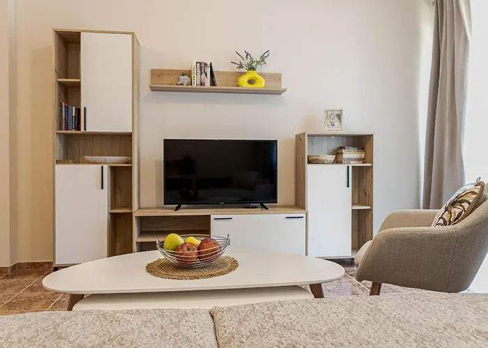 1br Nomad-friendly 15mins Walk To Centre With Designated Workspace 아파트