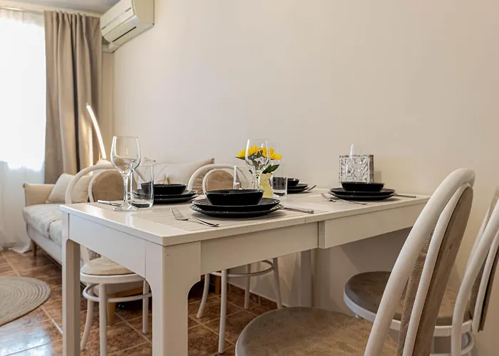 아파트 1br Nomad-friendly 15mins Walk To Centre With Designated Workspace *
